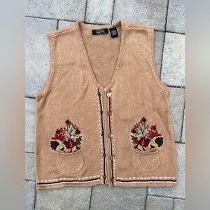 Vintage Womens Tan Fall Knit Vest with Leaf Embroidery